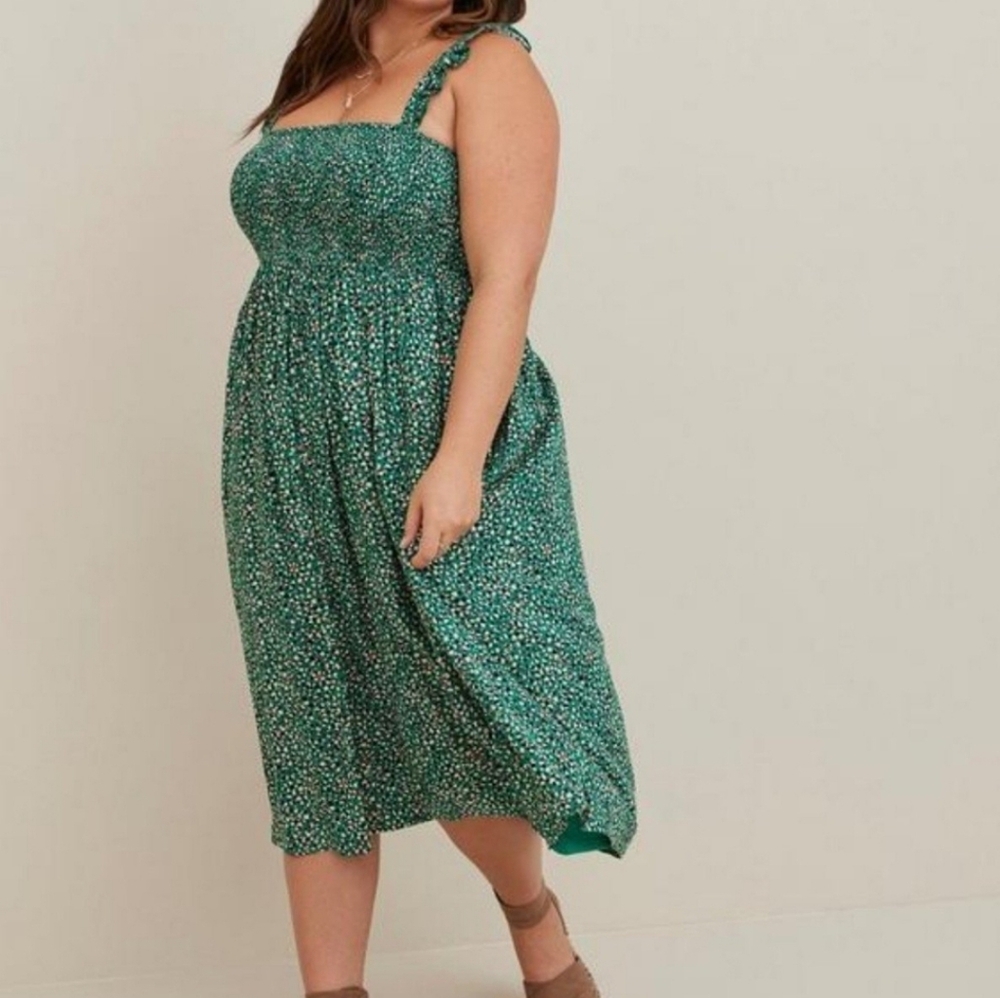 Torrid Midi Challis Smocked Tiered Dress Green Dot Style 3x